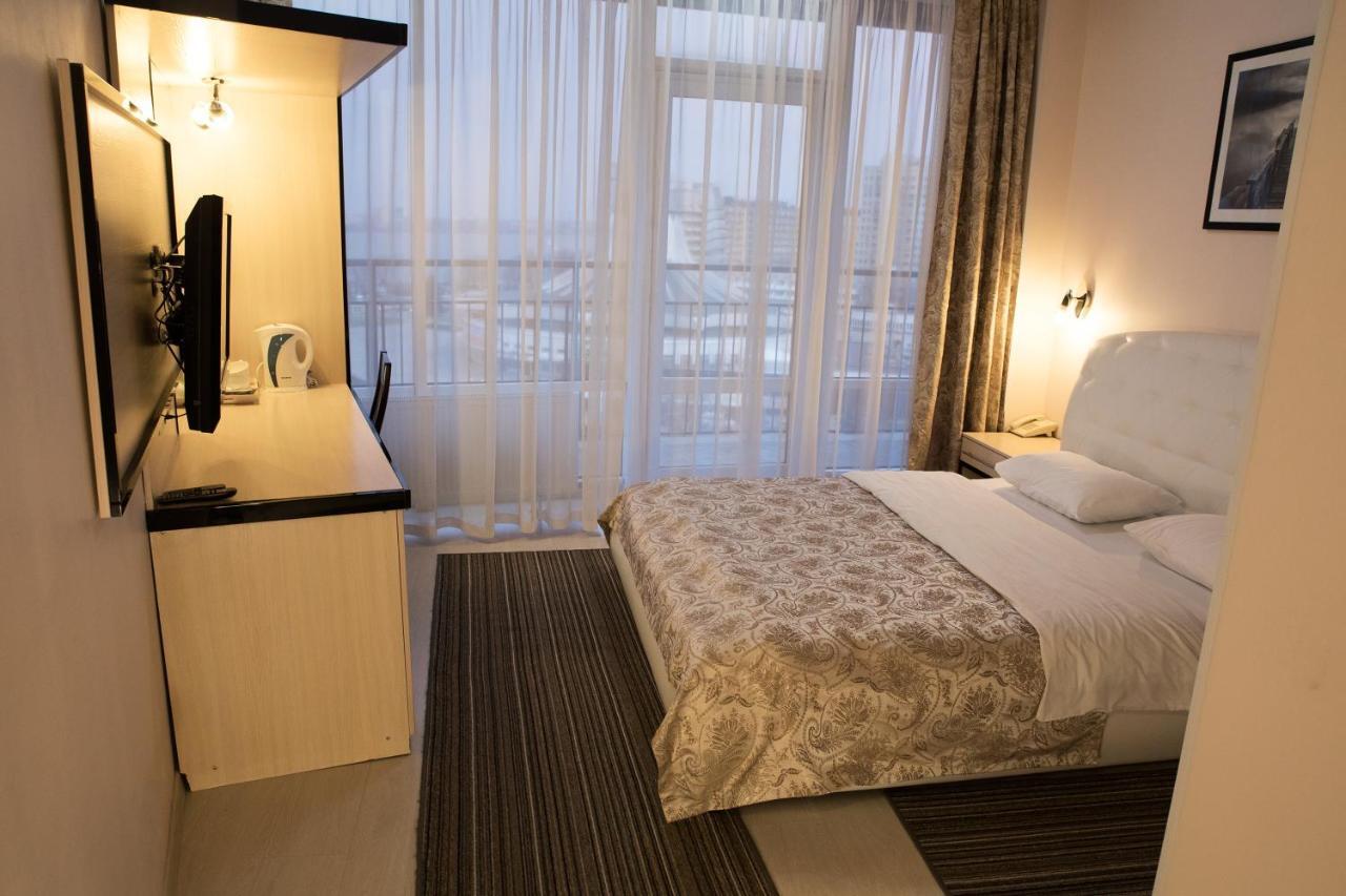 Staybridge Mini-Hotel In Most City Panoramic River View Dnipro Exterior foto